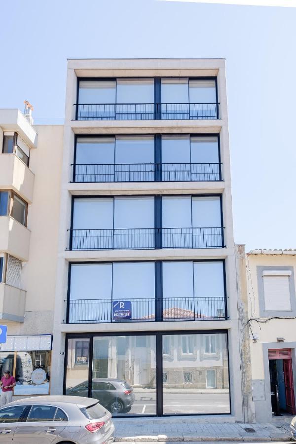Boutique Rentals- Bliss By The Sea Apt- Ocean Views In Foz Beach OOporto Exteriör bild