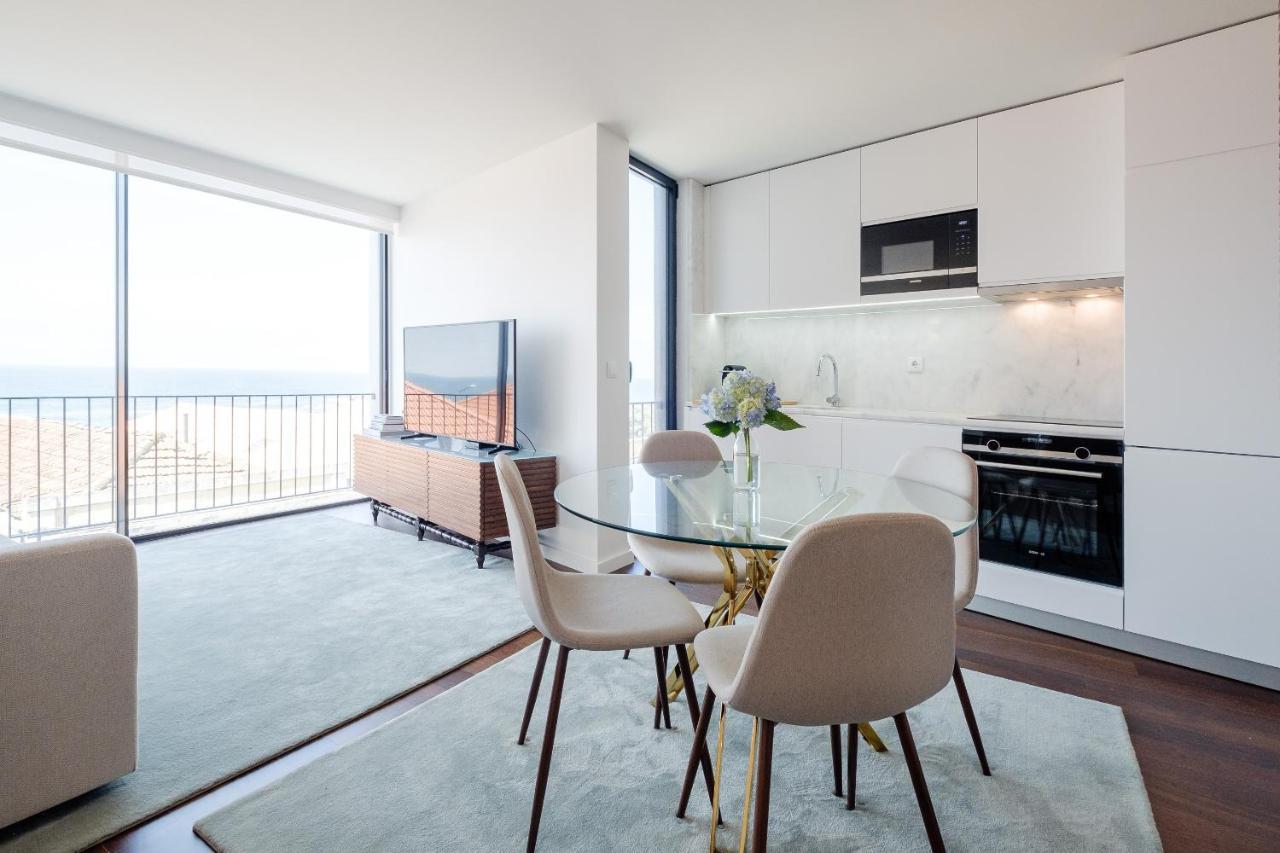 Boutique Rentals- Bliss By The Sea Apt- Ocean Views In Foz Beach OOporto Exteriör bild